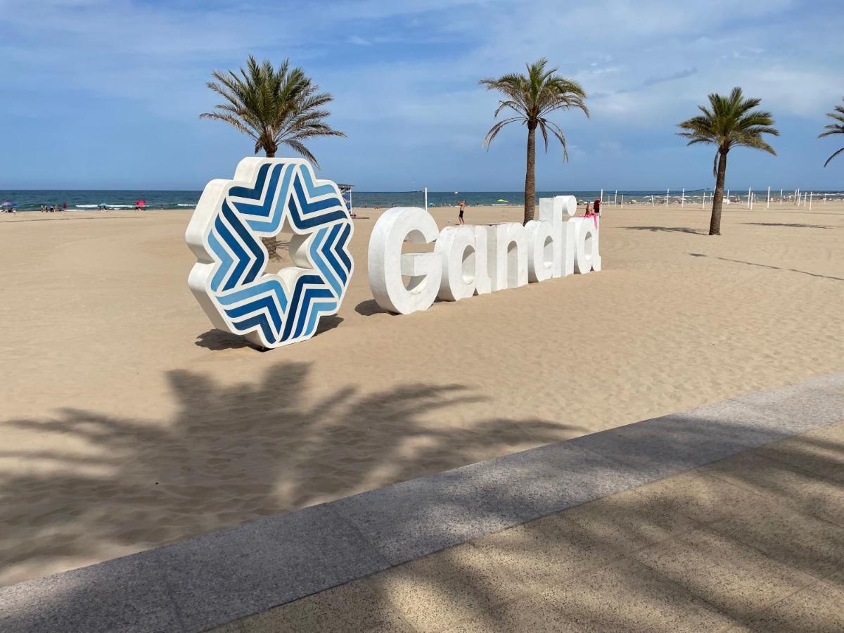 Apartamento En Segunda Linea En Playa De Gandia المظهر الخارجي الصورة
